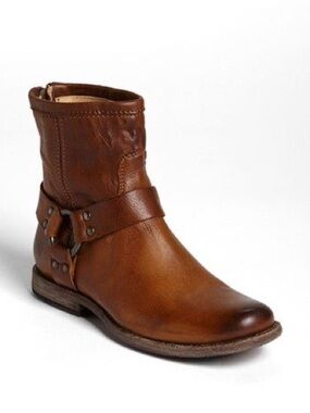 Frye Women's Phillip Harness leather ankle boots Sz 9.5 Distressed Biker Boho